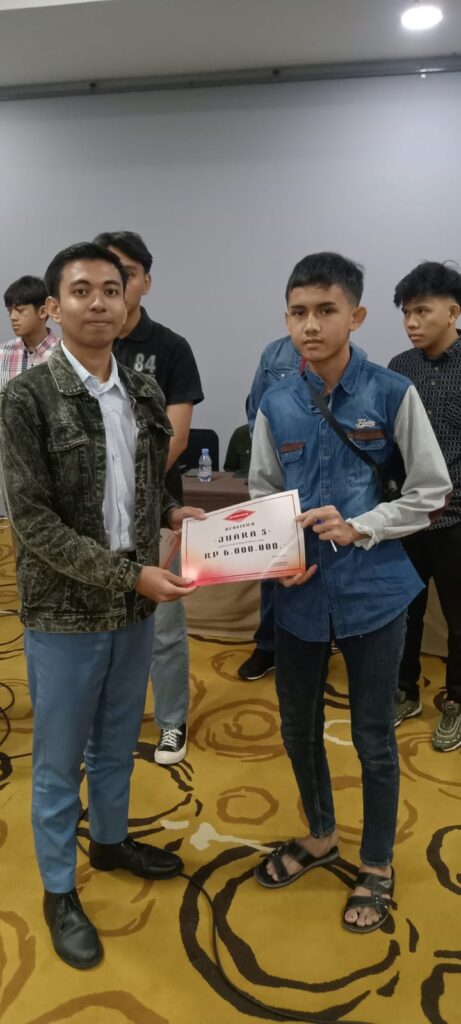 WhatsApp Image 2024-07-27 at 18.01.32 (2)